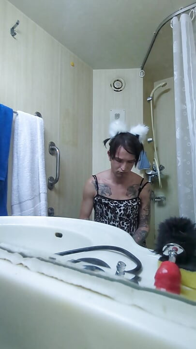 Anal Femboy Bathroom