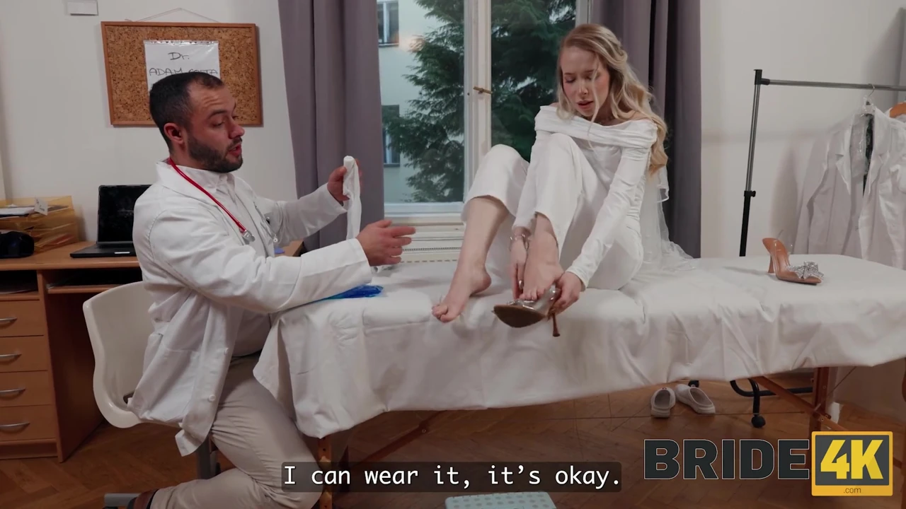 BRIDE4K. Düğün için sabırsızlanıyor ve kocası yerine doktoruyla seks yapıyor