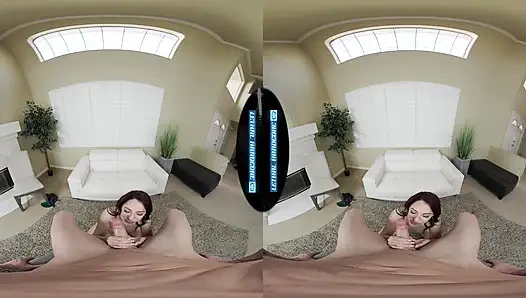 СМЕРТЕЛЬНЫЙ ХАРДКОР VR - сексуальная латина сквиртует тебе в лицо из ее красивой волосатой киски