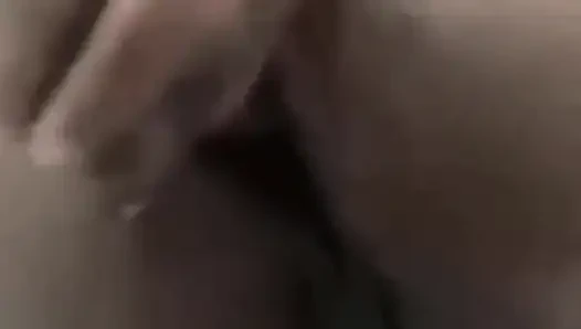 Duşta tek başına yoğun anal mastürbasyon