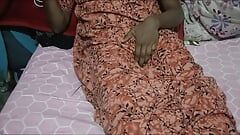 Buceta dedilhada - vídeos caseiros indianos