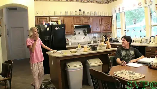 My Stepsister Wants to Play Smoke and Fuck