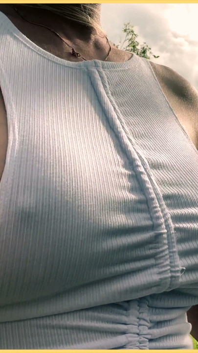 Wifey goes for a run in public but goes braless | Clip 1