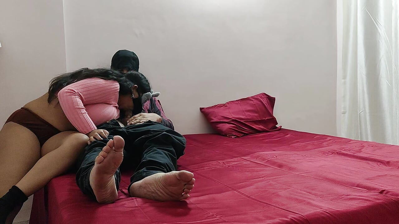 gand fad di khade khade, dost ki maćeha ko chod diya