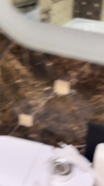 Kompilasi kencing rakaman dekat! Menunjukkan tuala wanita kotor! POV! | Klip 2