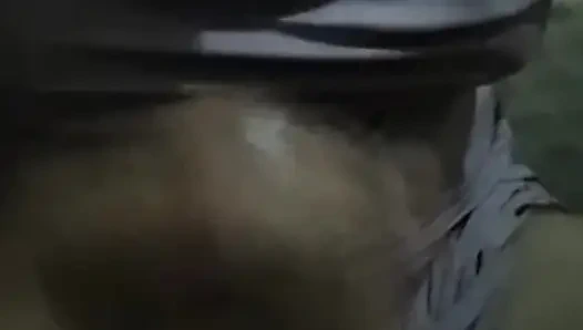 Angel пытается соблазнить соседа на измену