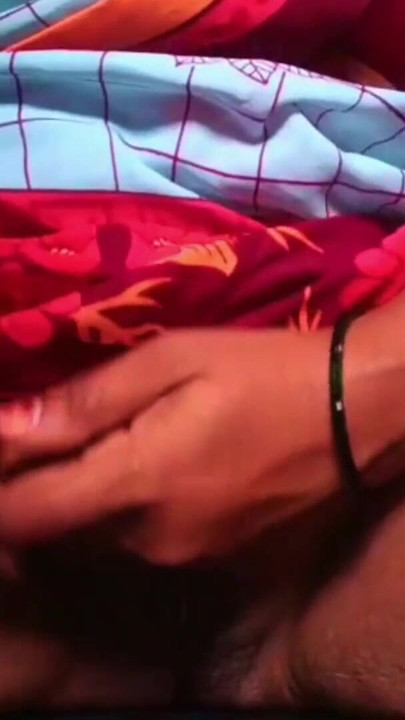 Ammu grande mamas masage e doce buceta mostrando | Clipe 1