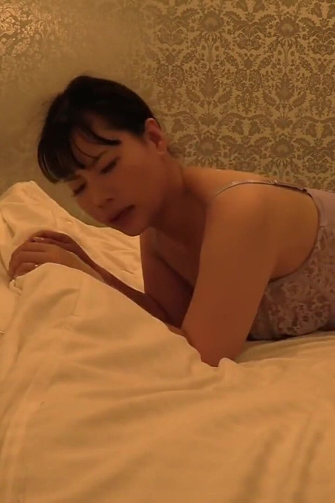 Sensual Mature Wife Captivates with Heightened Sensitivity as Passion Unfolds Through a Daring Encounter 2nd