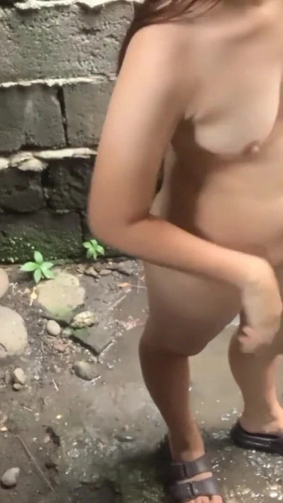 Momento imprescindible de "Tomando un baño fuera de nuestra casa"