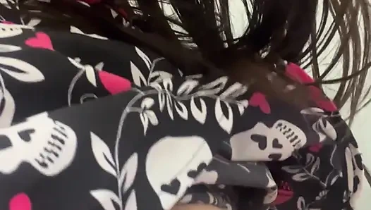 Freche Krankenschwester Squirtet in Der Toilette