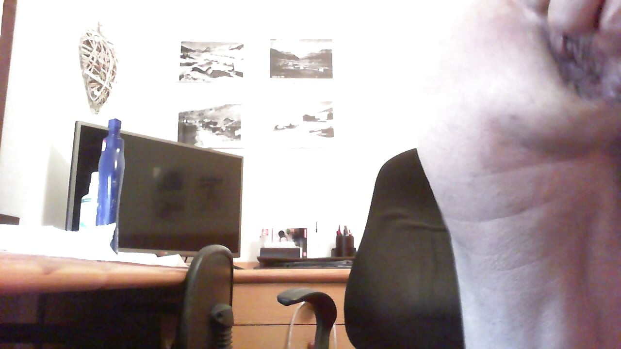 ขวดน้ําเงี่ยนในตูด