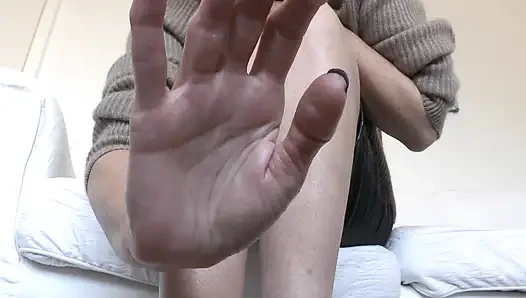 Dunkle fingernägel und glänzende beine teil 2, lady victoria Valente