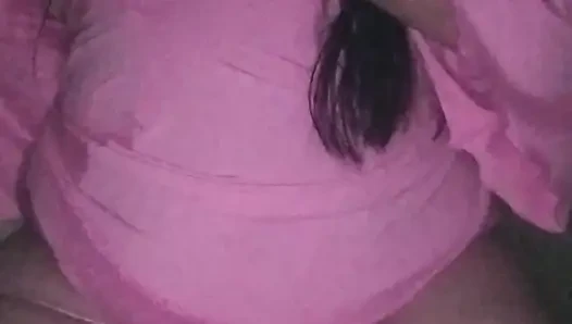 Goon mit einem e-girl bei Discord call rn Sie squirtet und stöhnt für mich, während sie ihren dildo reitet und ihre titten vorführt