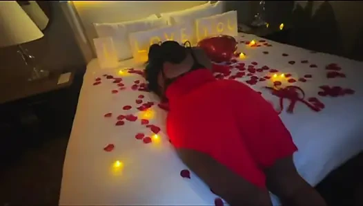 Hari kasih sayang pantat montok 2026