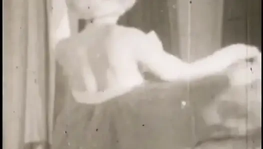 Heiße retro-MILFS sinnliches strippen
