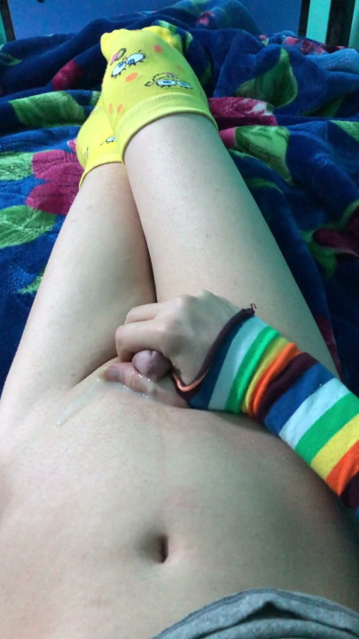 cumshot cute femboy | Clip 3