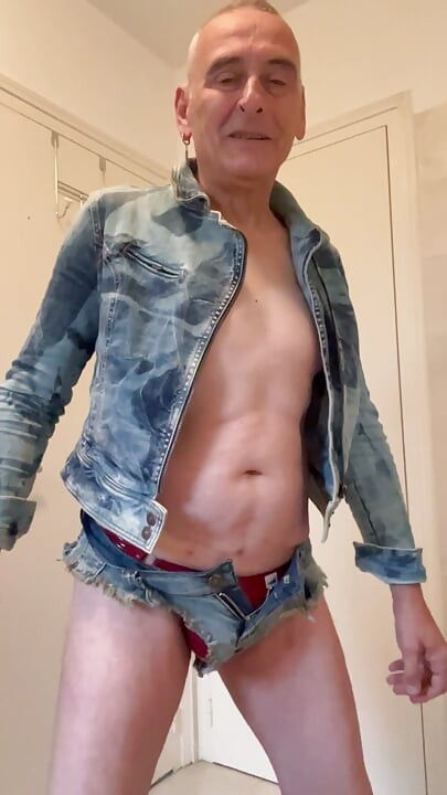 Gay Me in Sexy Jeans and Thong