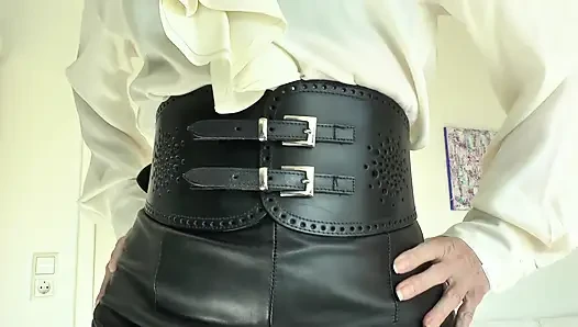 Wide Tight Belts Part 76 Lady Victoria Valente