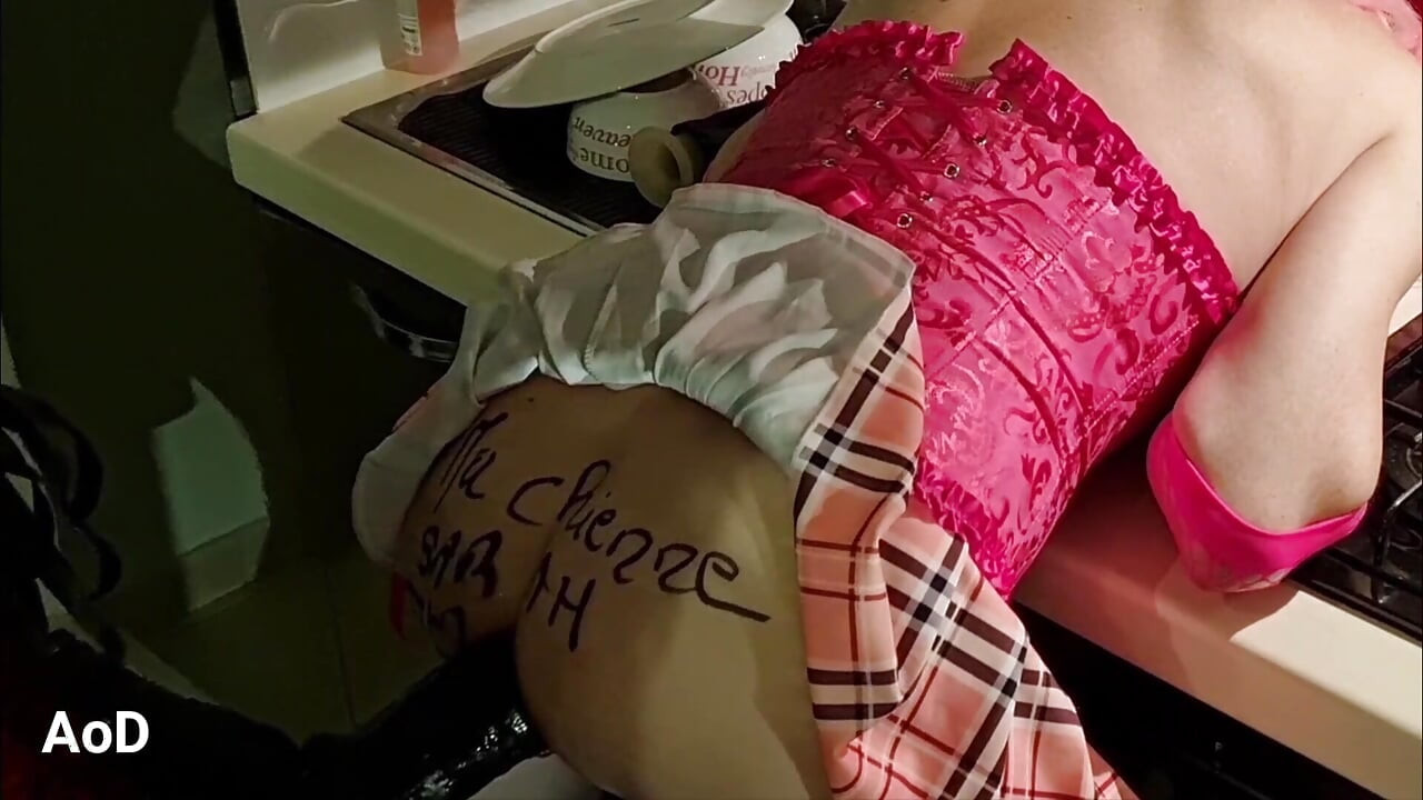 Humiliation, strap-on and deep fisting