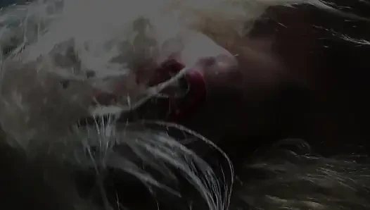 Lamaran tidak senonohku