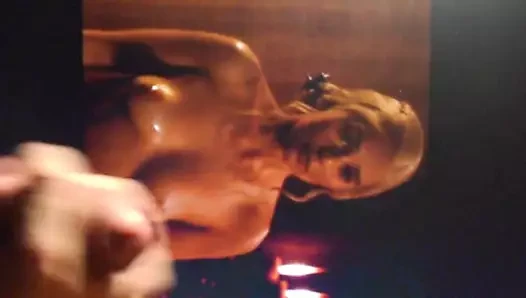 Emilia Clarke (video 9)