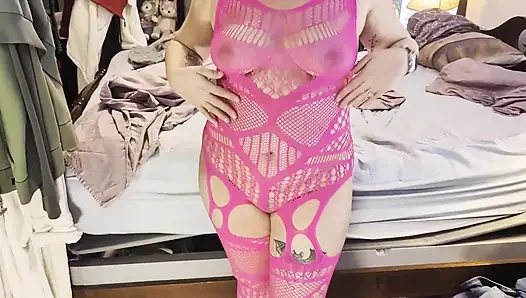 Heiße Ehefrau Probiert Einen Neuen Körperstrumpf an