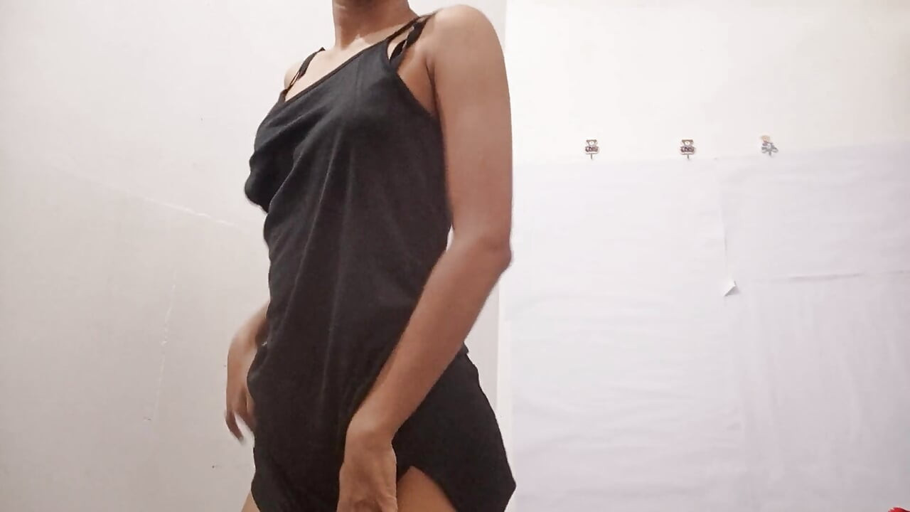 Hot Indian Girlfriend Lactating and Candle in her PUSSY