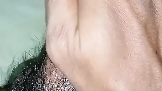 Sangek Adamı Yalnız Dick Oynuyor