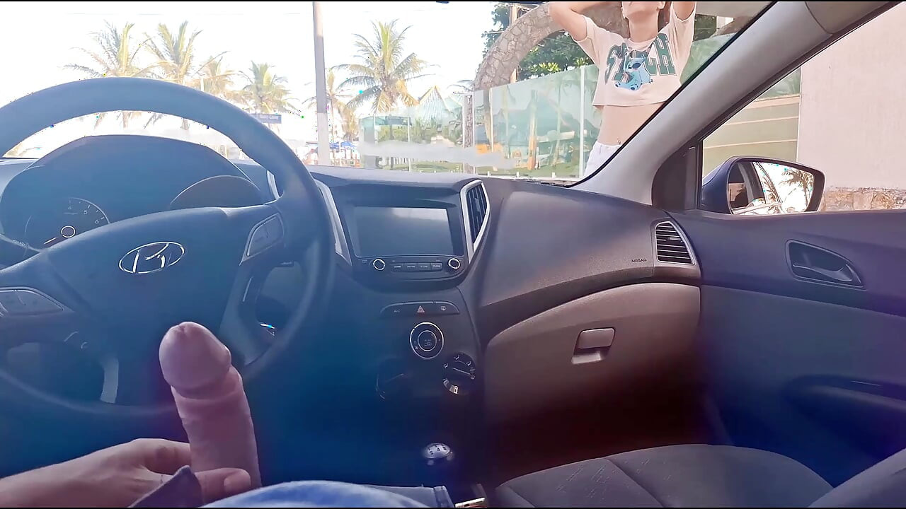 I Showed My Cock to a Hot Woman in Risky, but She Liked It!