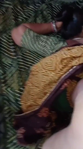 Πήγε στο σπίτι ενός φίλου για να συναντήσει έναν φίλο, η γυναίκα του φίλου είπε ότι ο φίλος βγήκε έξω και κάθισε μαζί μου, έγινε μαμά | Κλιπ 3