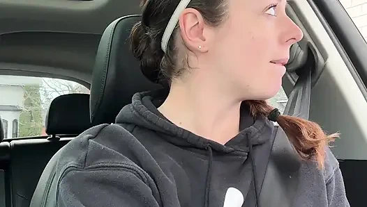 Aku lagi asik digilir sama starbucks sampai ketemu