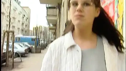 Amateur brunette teen sucks big cock and gets doggystyled