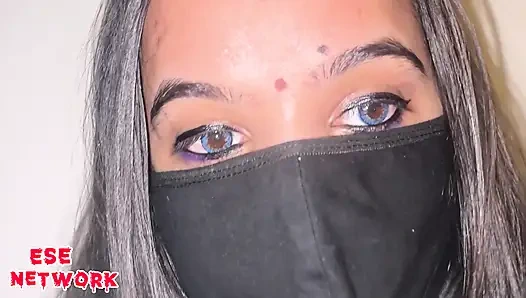 Gharpe Akeli Alisha Bhabhi Ne Apne Neighbour Ko Ghar Bulaya