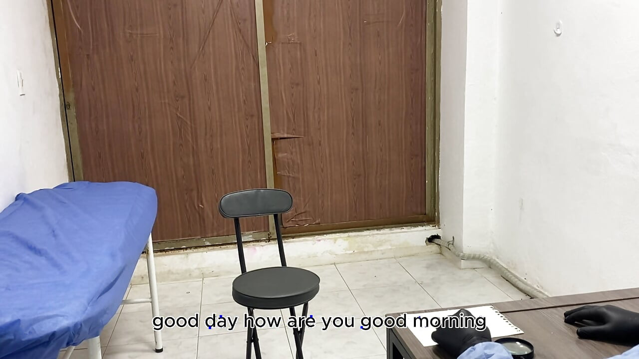 Doktore, jak je roztomilá, prosím, ukaž mi její péro
