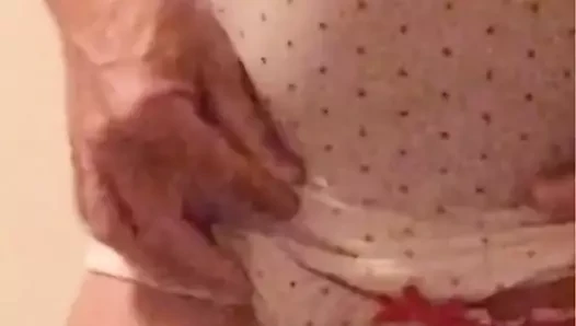 Bella bambolina e mutandine abbinate