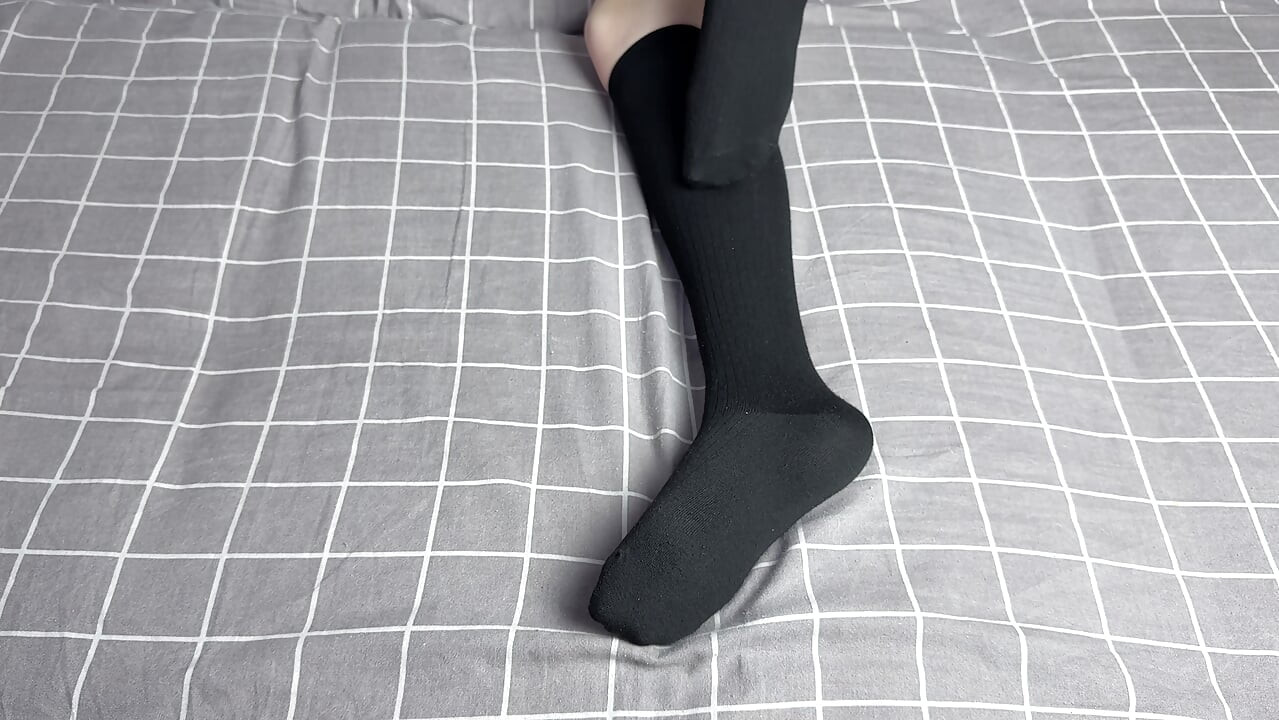 Sadece sen ve uzun siyah çoraplı sahibe