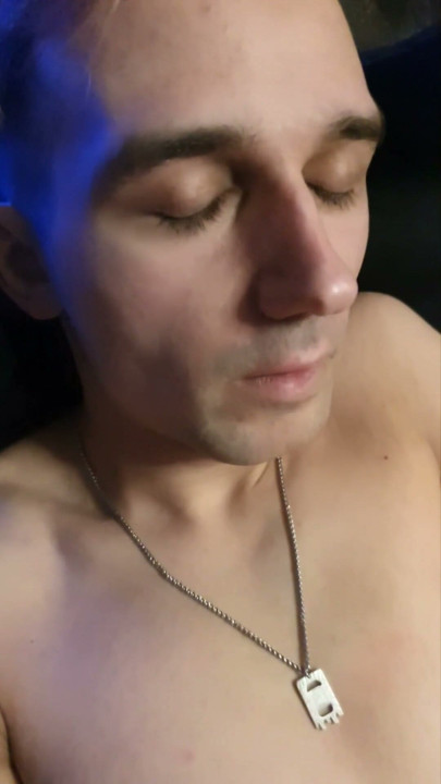 I make myself horny | Clip 1