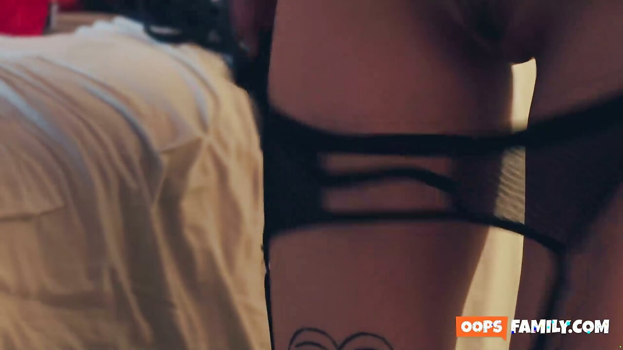 Angel Windell sought out raunchy fuck-a-thon with her bf to spice up their monotonous hook-up life.