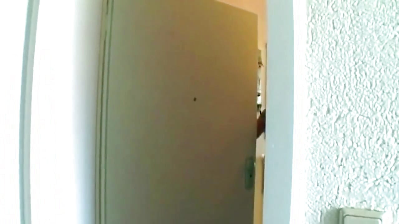 Loira recebe sua buceta peluda lambida e grandes mamas chupadas