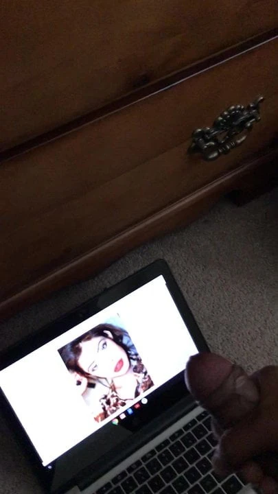 Cum tribute