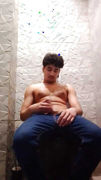 Hey Boys Look the View
