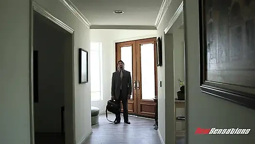 Üvey babasını mutlu etme