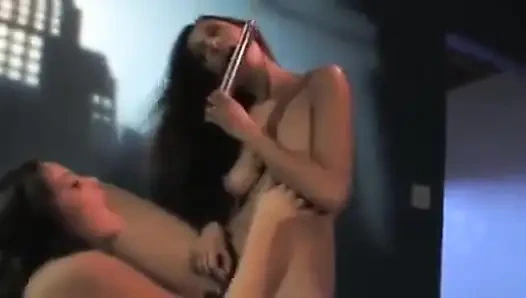 Tiffany taylor und ria Lynn haben dunkle wünsche