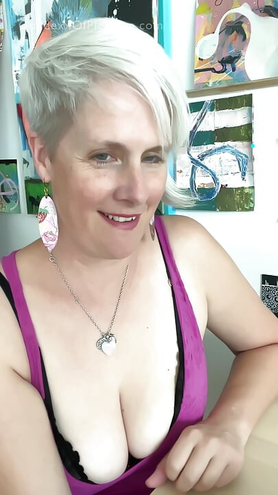 Your Ex-Girlfriend's Mom Gave You A Handjob At A Cafe (JOI)