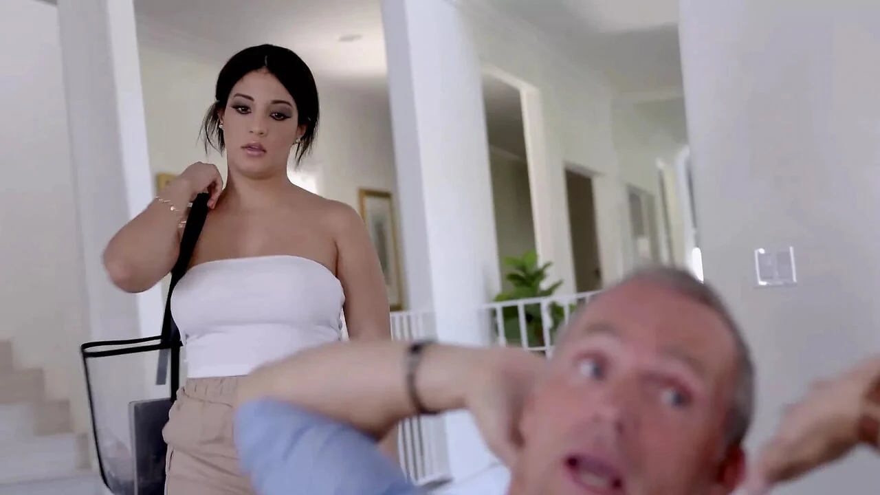 Naughty Latina Fucks Her Sister’s Sugardaddy While She’s Out