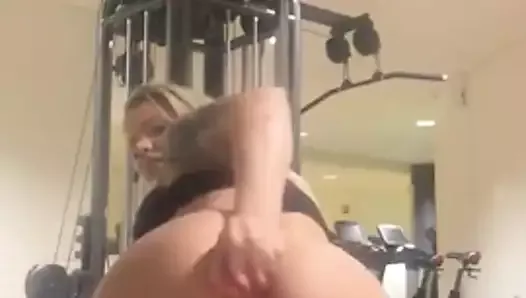 Woman masturbating in fitness room - nicolo33