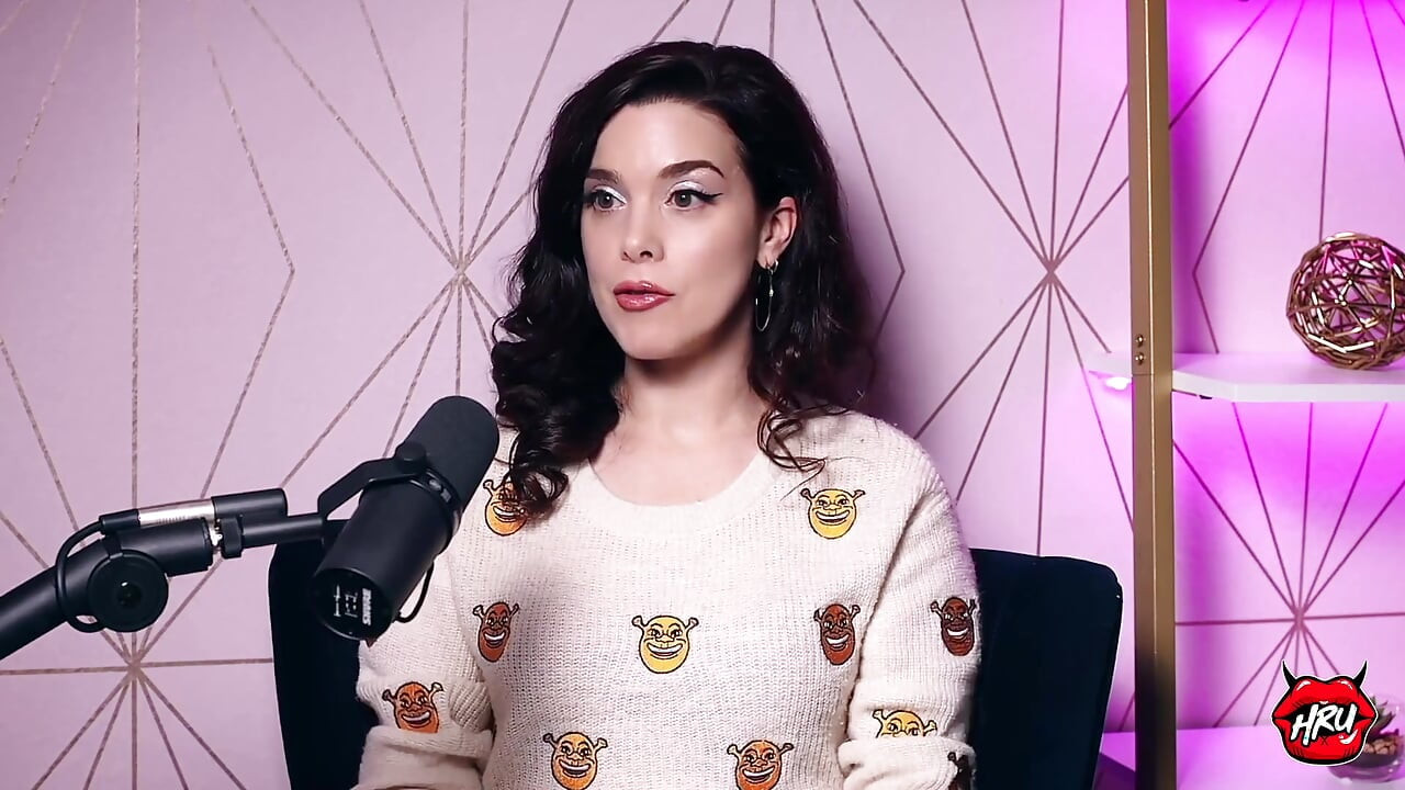 Nicole Vaunt на искусство, фильмы для взрослых и мифология размера