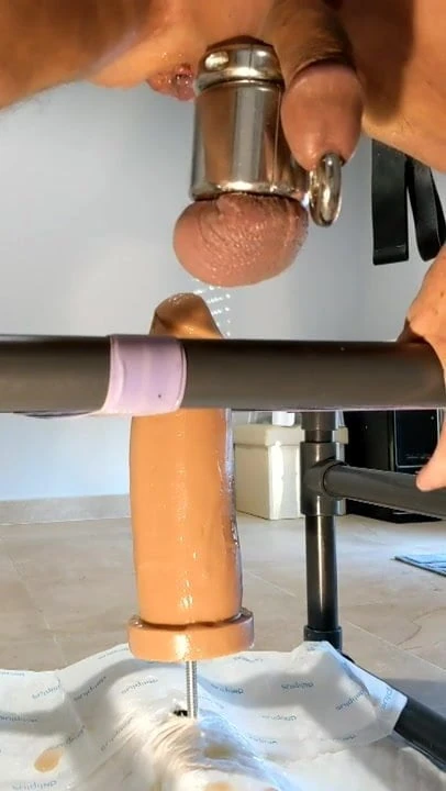 BossHogg  makes my cock leak cum
