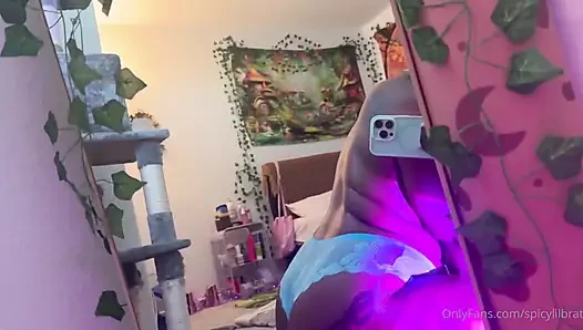 Was passiert, wenn eine Frau allein zu hause ist