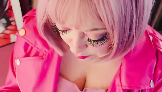 Sevgilin Tina Snua, senin için sevimli görünüyor ve sigara içiyor - omi ome snap inhles smoke rings